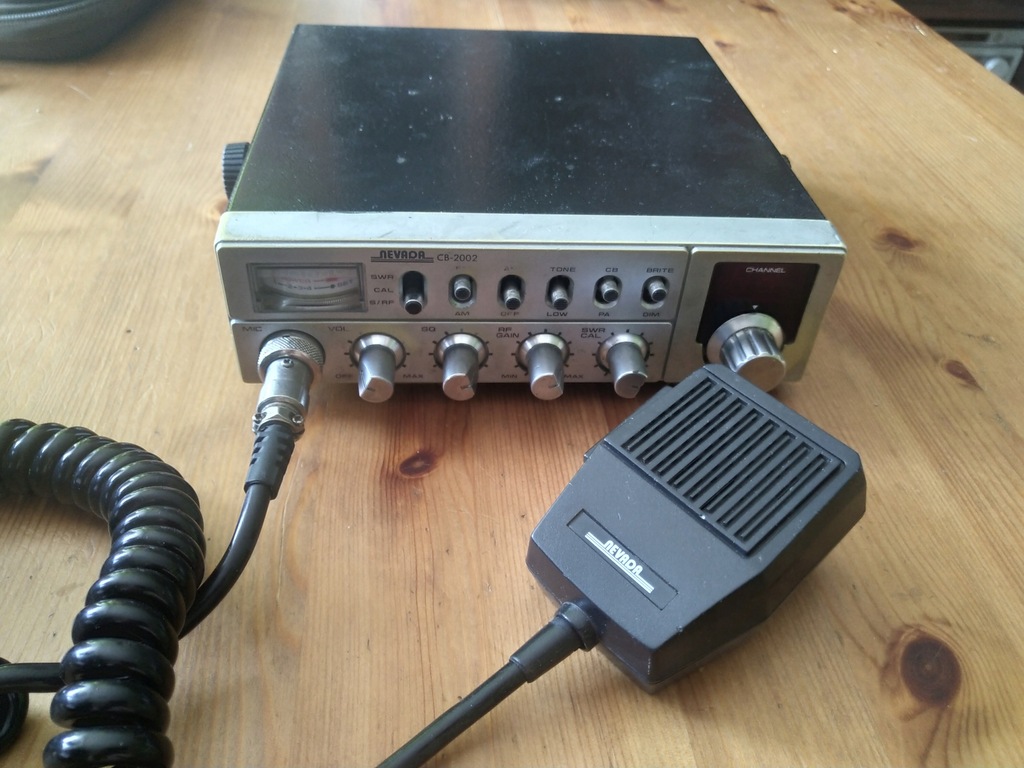 CB RADIO NEVADA CB-2002 AM/FM 4W OKAZJA SPRAWNE