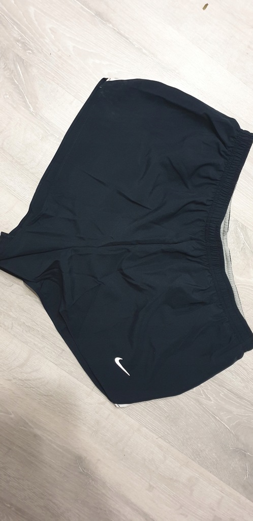 Nike dri fit spodenki nowe XL do biegania