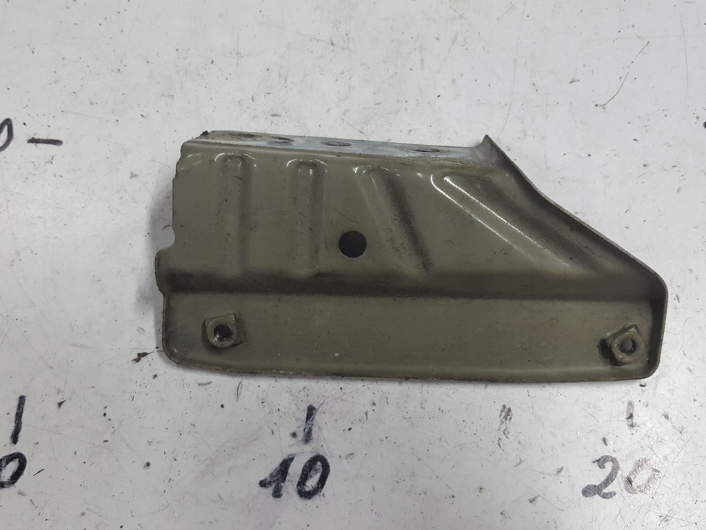 NISSAN QASHQAI I J10 06-09r WSPORNIK BŁOTNIKA LEWY PRZÓD