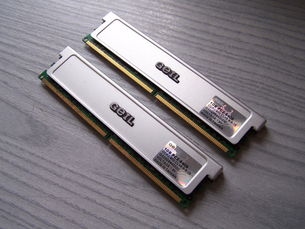 GEIL DDR2 PC2-6400 CL5 800MHz Dual GX22GB6400DC