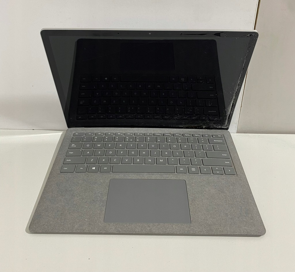 Microsoft Surface Laptop 3 i5 8 GB LLM299L