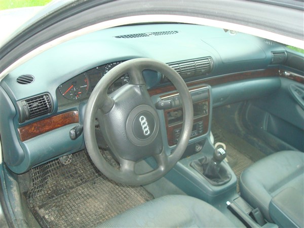 Deska Rozdzielcza Z Poduszka Audi A4 B5 Lift 7533453200 Oficjalne Archiwum Allegro