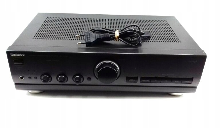 WZMACNIACZ TECHNICS SU-V500