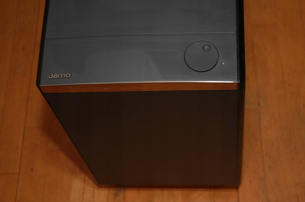 jamo d4 sub