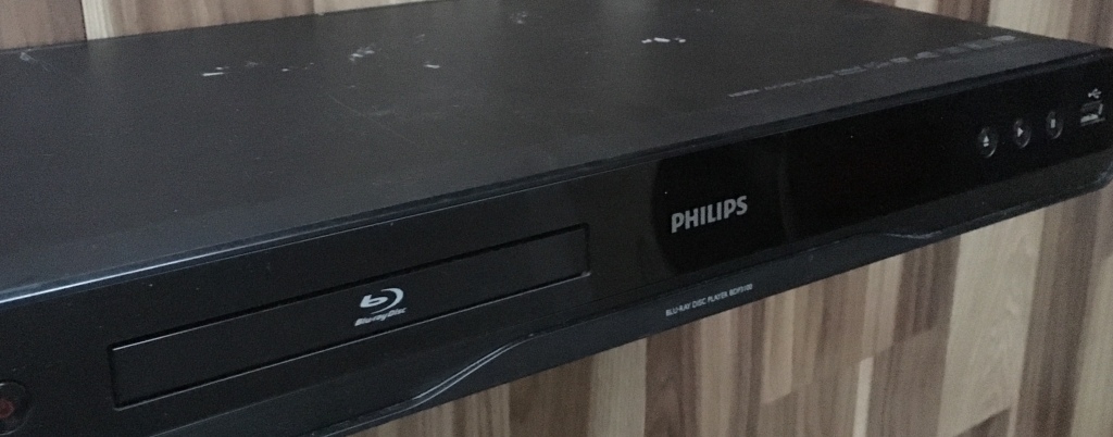 BLU-RAY PHILIPS licytuj i pomagaj dzieciakom