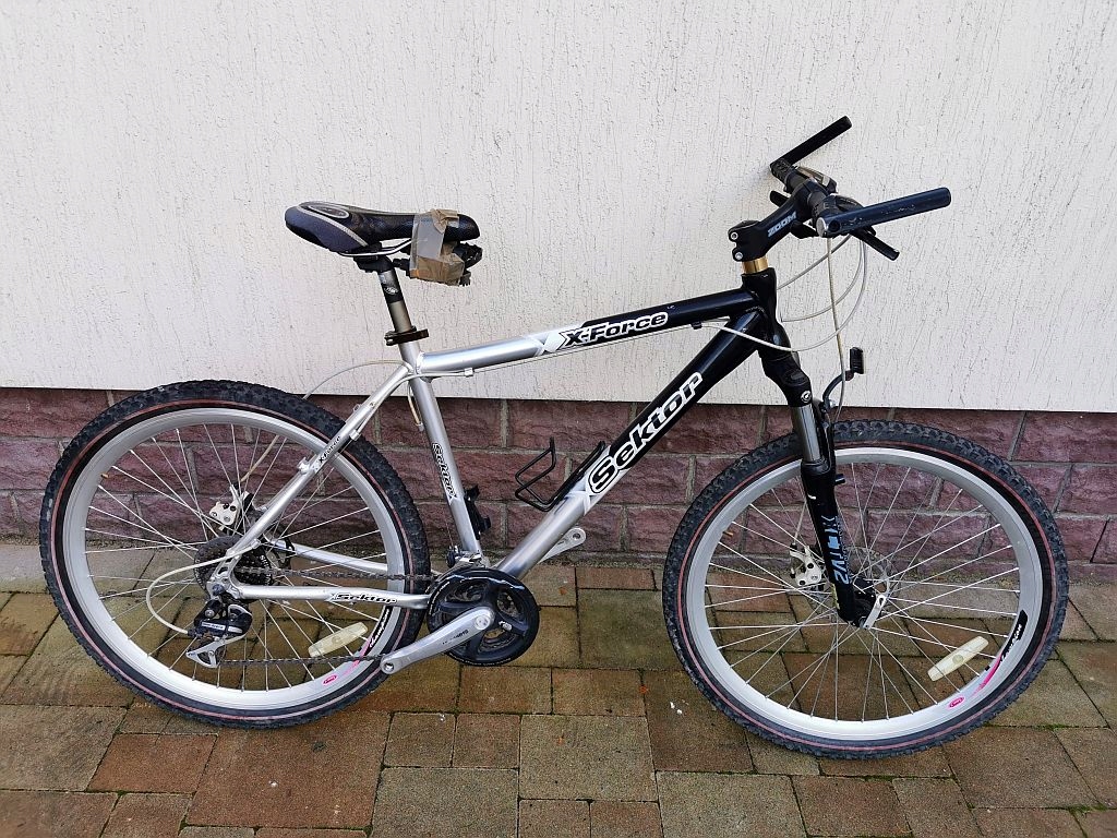 SEKTOR X-FORCE ALU 26" TARCZE WEJDZ !