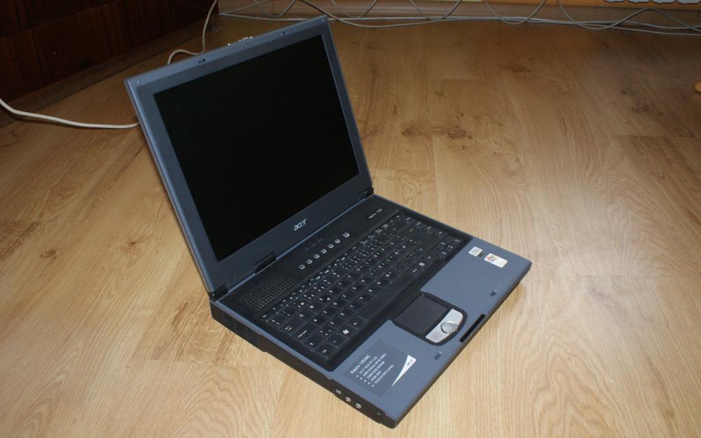 Laptop Acer Aspire 1353XC 14.1" 1GB RAM 20GB RS232