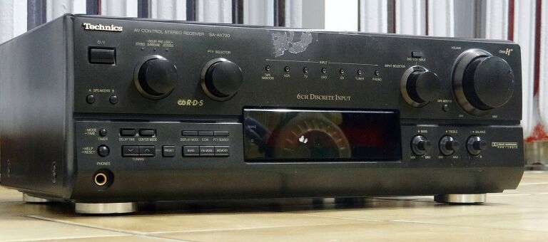 WZMACNIACZ TECHNICS SA AX730