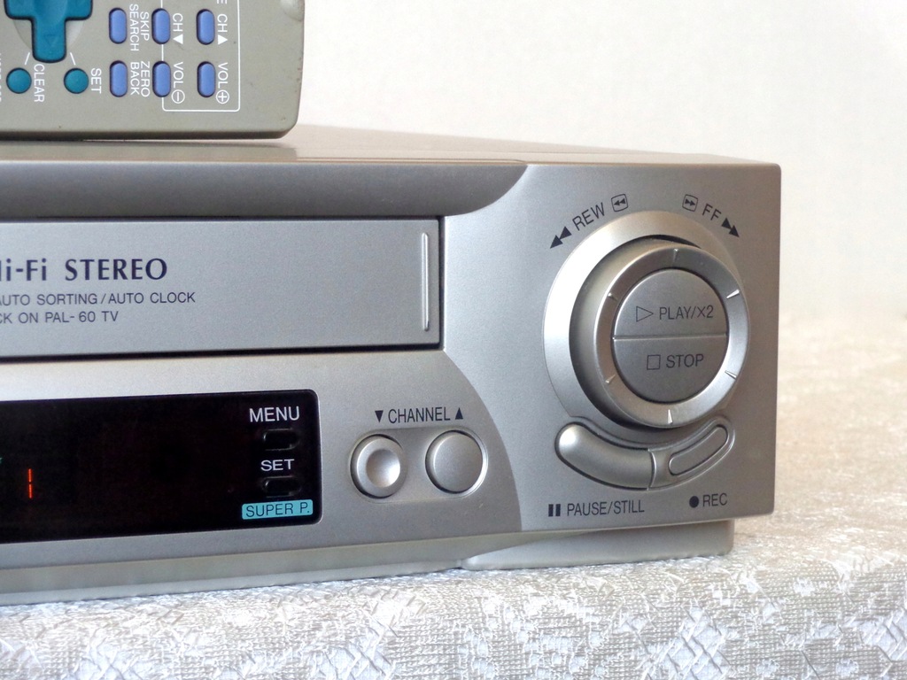 Купить SHARP HiFi СТЕРЕО 4 ГОЛОВКИ NTSC SP/LongPlay PILOT: отзывы, фото, характеристики в интерне-магазине Aredi.ru