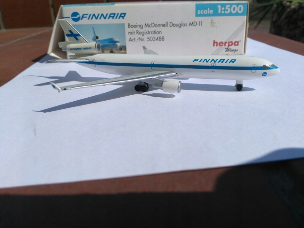 Model samolotu MD11 FinnAir 1-500 Herpa