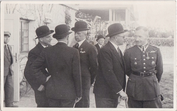 OFICER .... ODZNAKA 8 PUłK UŁANÓW ... Kraków