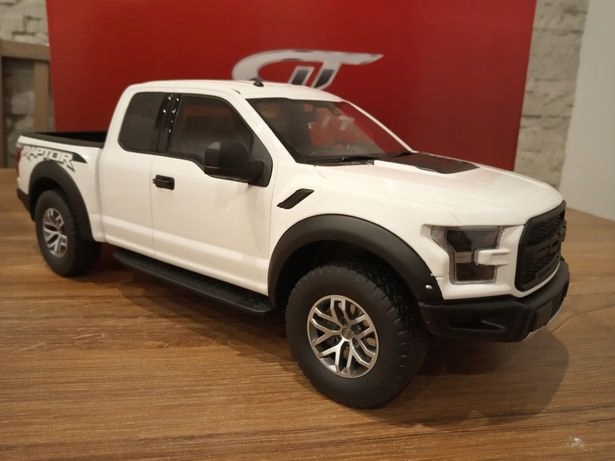 Купить GT Spirit GTSpirit Ford F150 F-150 Raptor 1:18: отзывы, фото, характеристики в интерне-магазине Aredi.ru