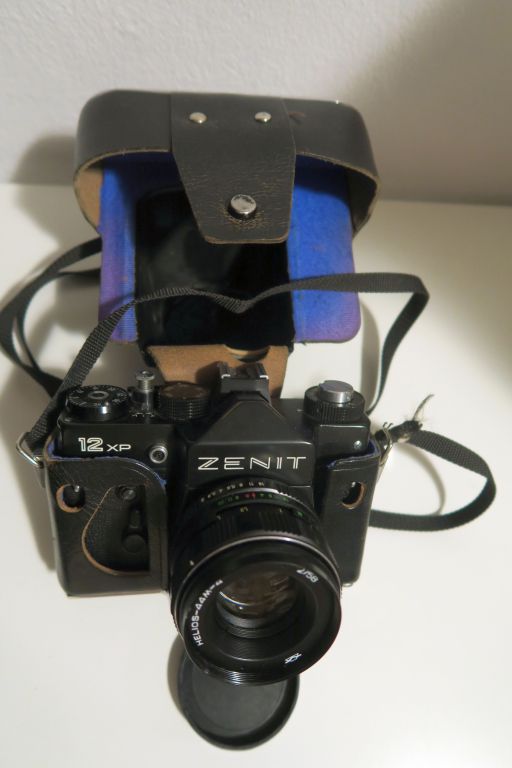 ZENIT 12 XP z obiektywem