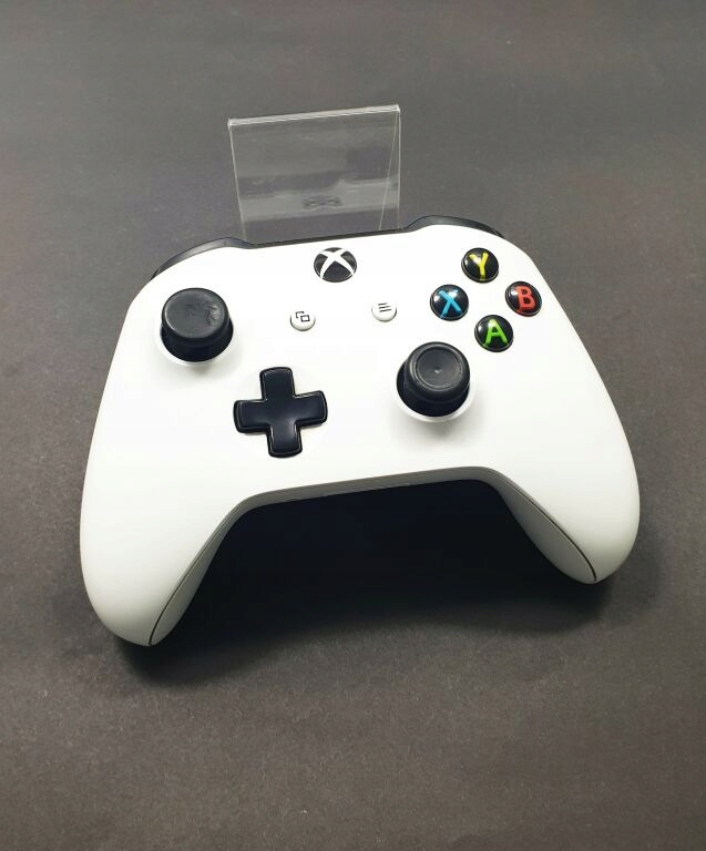 PAD DO XBOX ONE MODEL 1708 BIAŁY