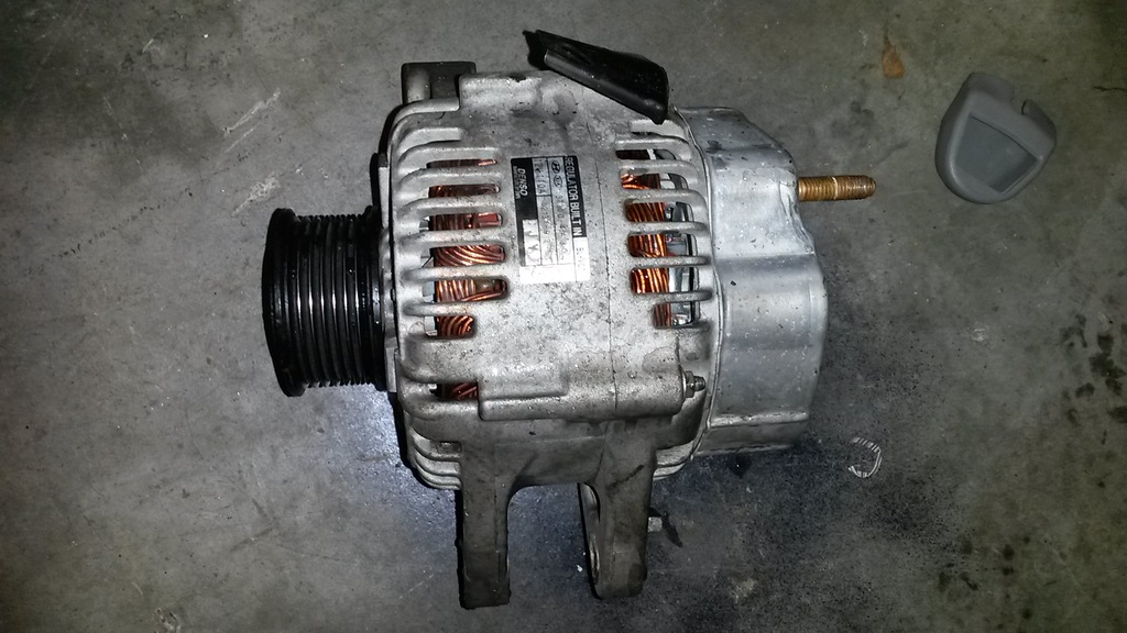 Kia Sorento 2.5CRDi 2006 ALTERNATOR 7251864231 oficjalne archiwum