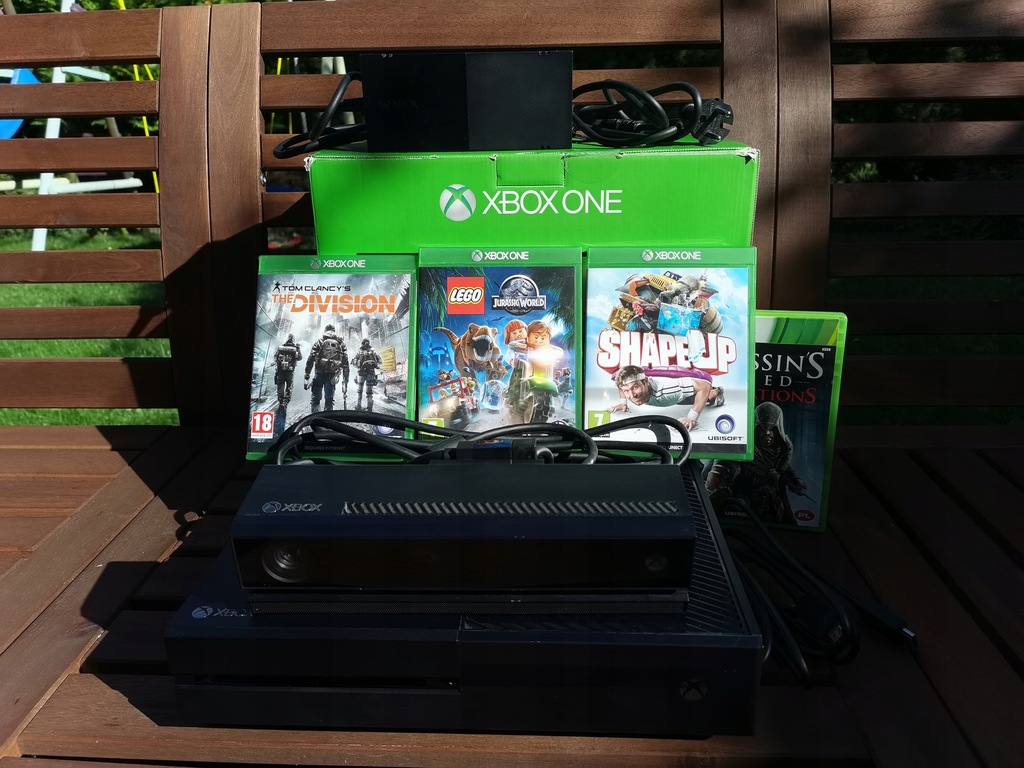Konsola Microsoft Xbox One 500GB Kinect + 4 gry