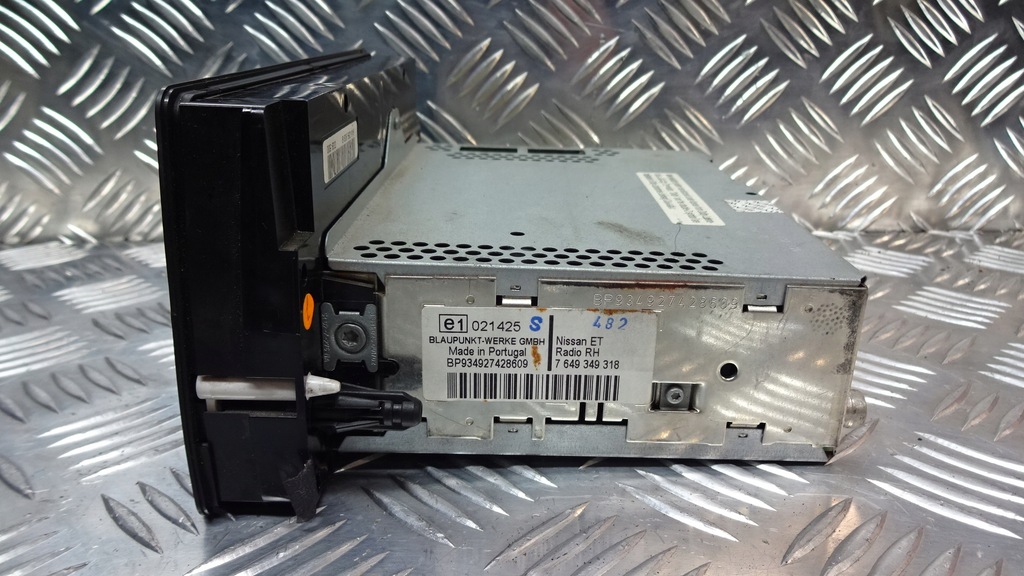 RADIO NISSAN TERRANO II 8722107086 oficjalne archiwum