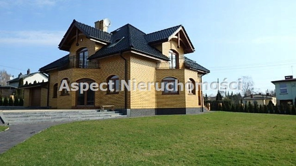 Dom, Radlin, Wodzisławski (pow.), 563 m²