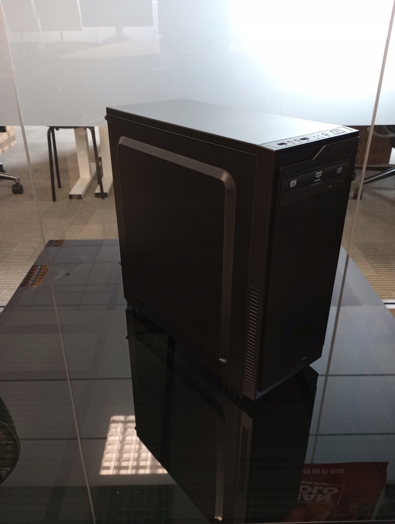 Komputer stacjonarny Tesla Gs-300