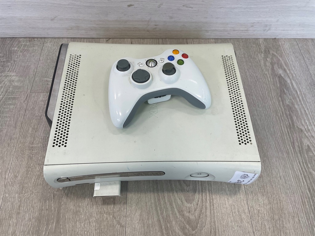 Konsola Microsoft Xbox 360 120 GB biały