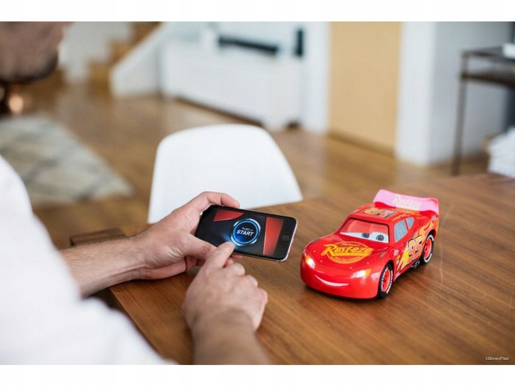 Ultimate Lightning MCQUEEN by Sphero