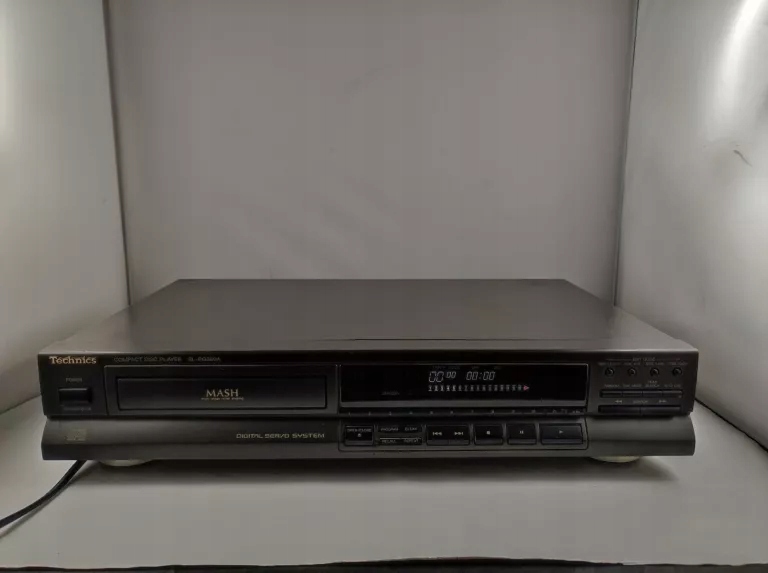 ODTWARZACZ CD TECHNICS SL-PG360A