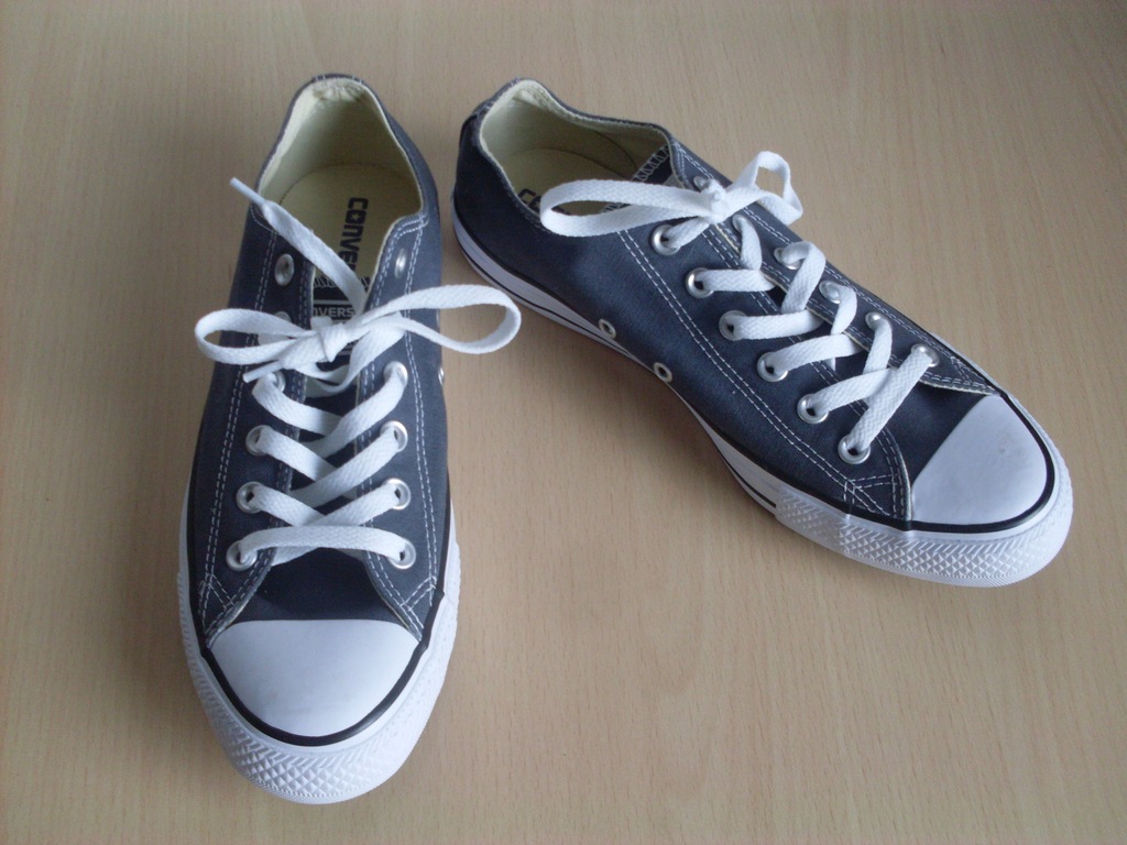 TRAMPKI / CONVERSE / ROZMIAR 41 / NOWE