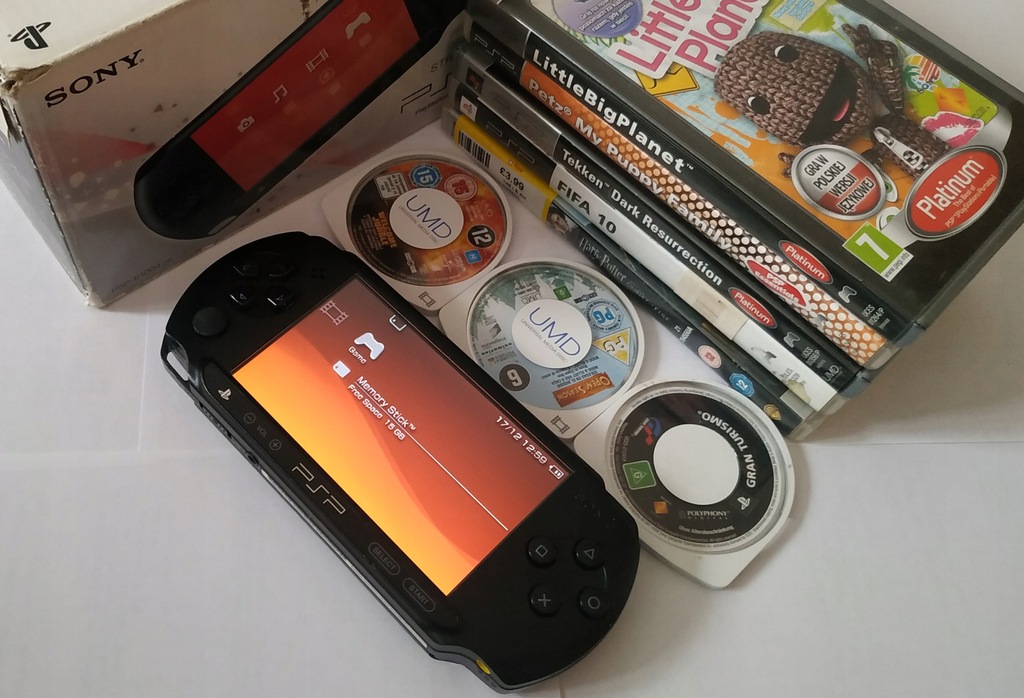 ŁADNA KONSOLA SONY PSP 1004 + GRY KARTA 16GB