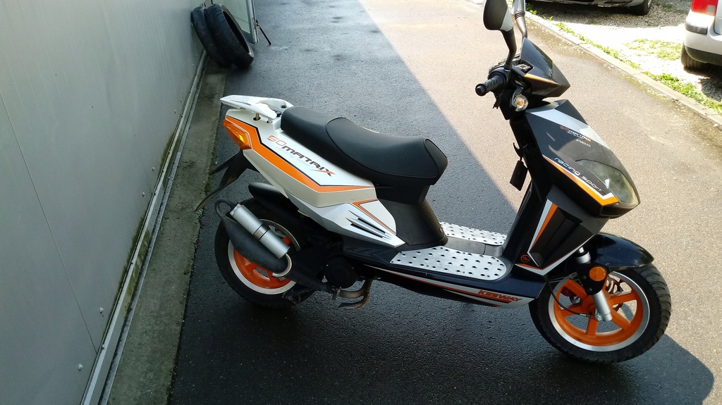 SKUTER KEEWAY MATRIX 50 2T KUFER GRATIS