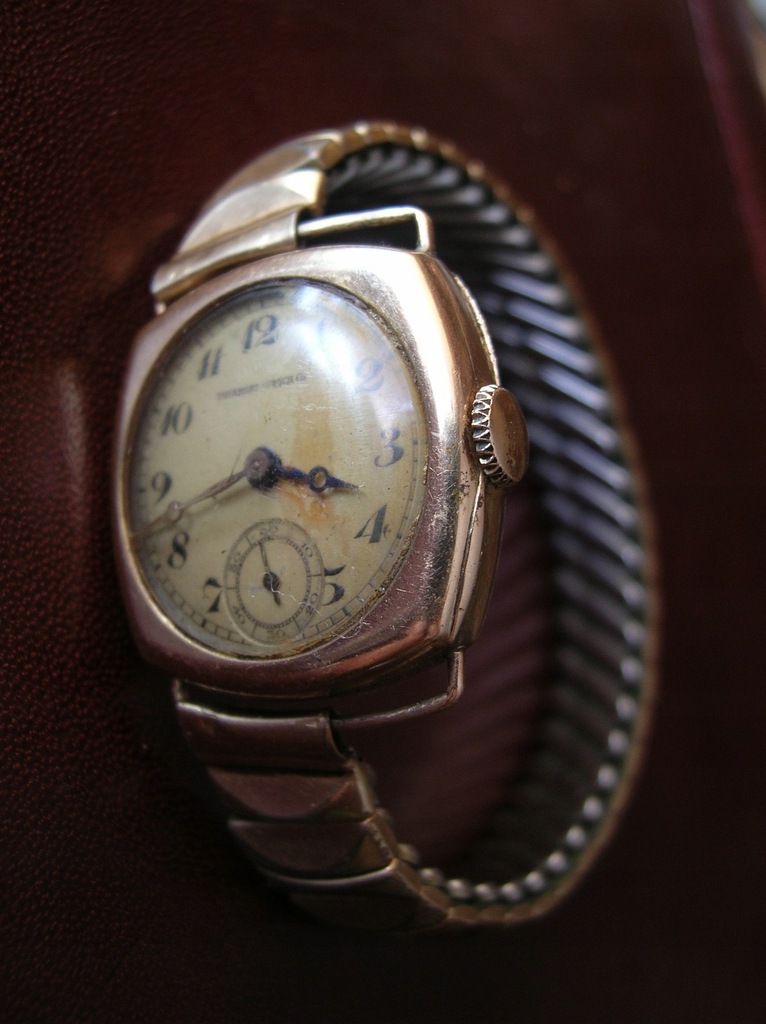 Złoty zegarek SWISS 14K GOLD j.cyma dalbana omega