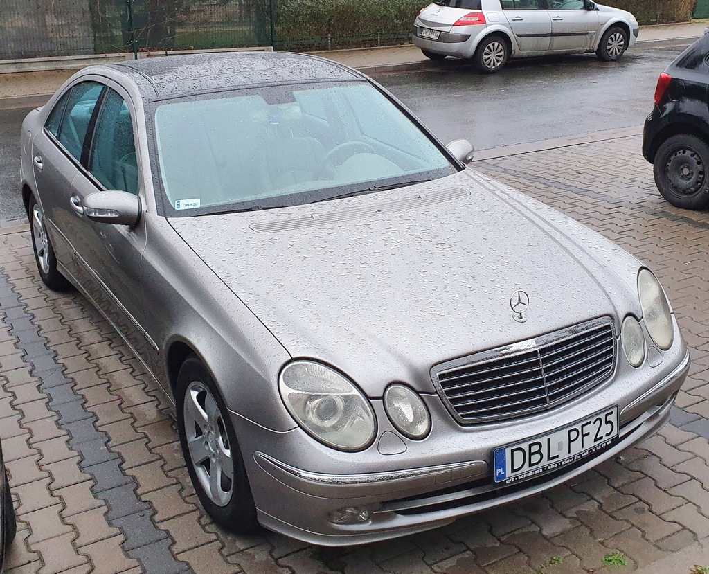 MERCEDES E W211 E 320 224 KM klasyka gatunku