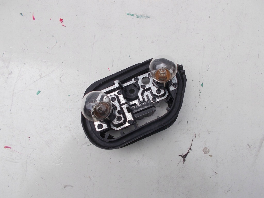 Wkład lampy tylnej oprawa żarówki Seat Ibiza III 6L 6L6945257 lewy