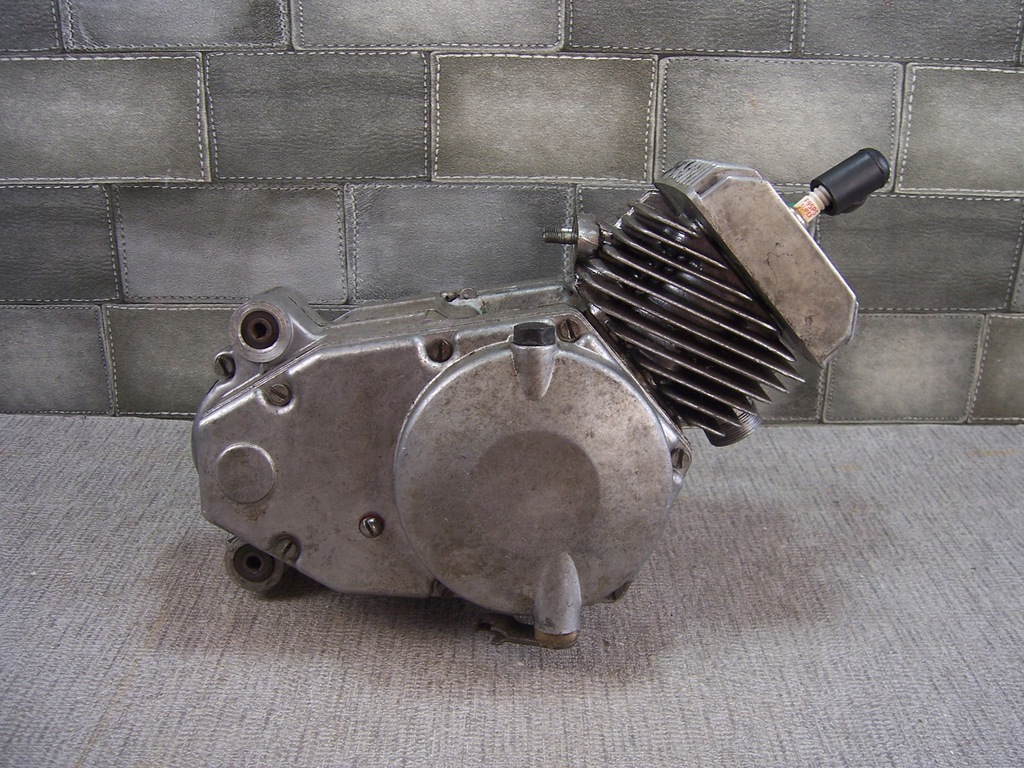 1 Silnik Motorynka komar romet ogar 023 kompletny