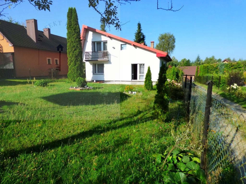 Dom, Żarki-Letnisko, Poraj (gm.), 150 m²