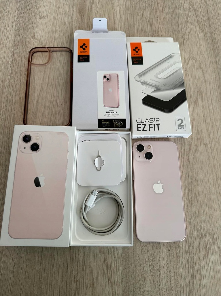 Smartfon Apple iPhone 13 4 GB / 256 GB 5G różowy