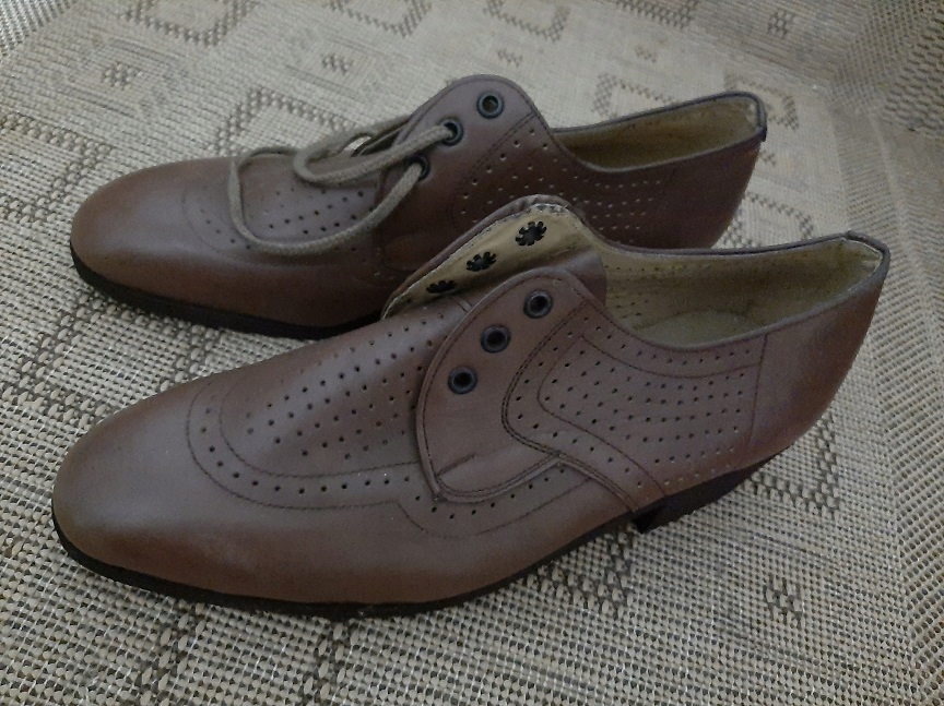buty skórzane z czasów PRL - Spółdzielnia Watra Piwniczna Zdrój - antyk /x7