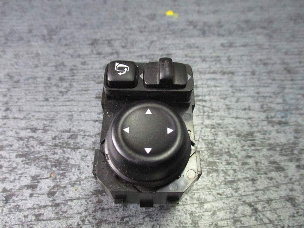 Przełącznik lusterek Nissan Qashqai II J11 255704EA1B