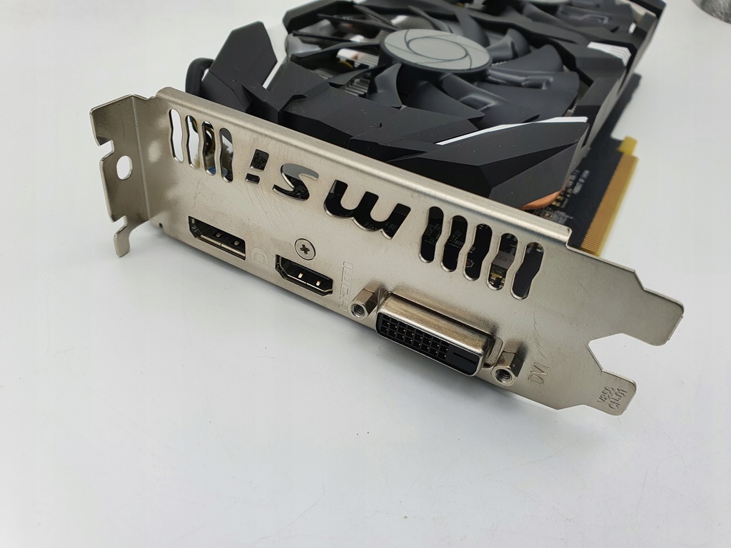 Купить MSI GeForce GTX 1060 6 ГБ Armor OC V1 GW: отзывы, фото и ...