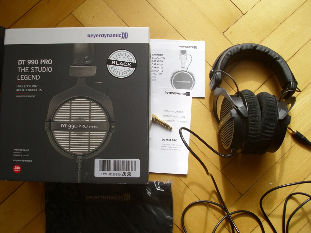 beyerdynamic dt 990 pro black