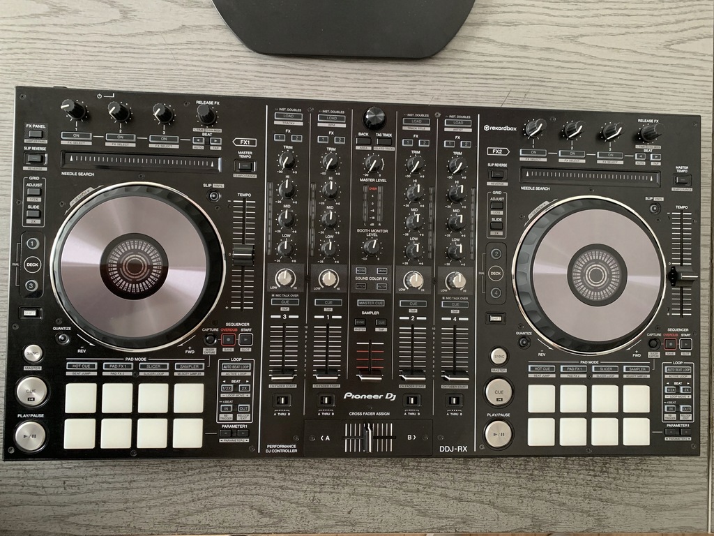 Kontroler Pioneer DDJ RX