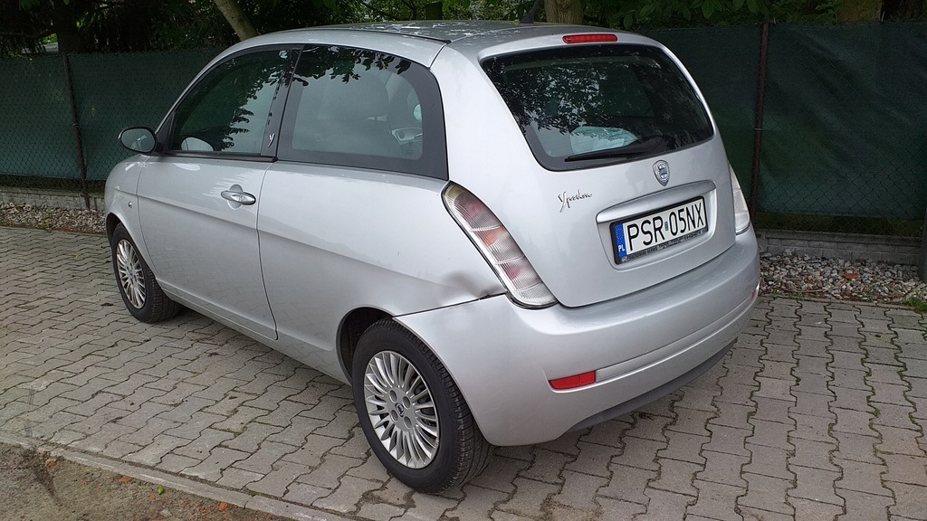 Купить LANCIA YPSILON 1.2 60 л.с. из дома 1 владелец, дилерский центр: отзывы, фото, характеристики в интерне-магазине Aredi.ru