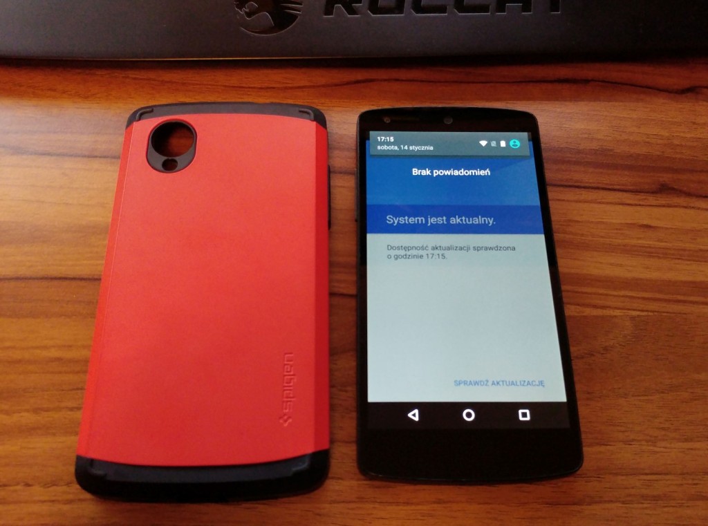 Google Nexus 5 LG-D821 + SpigenSlimArmor w 100% OK