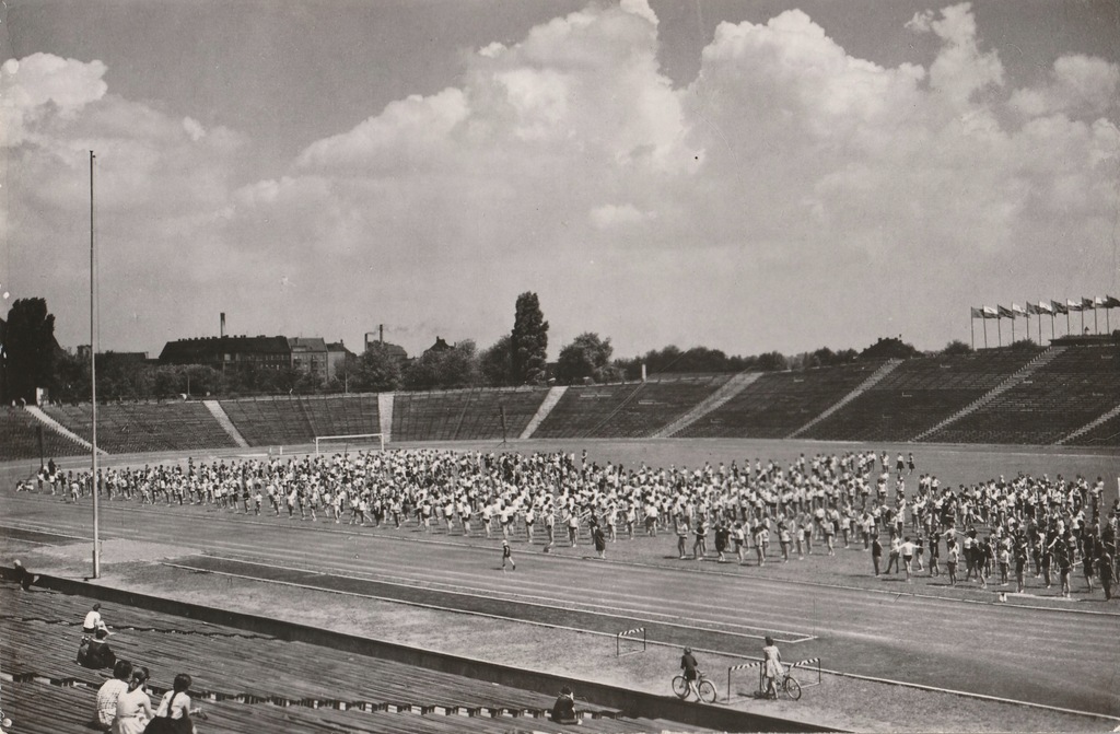 Poznań - stadion Szyca/ 22 lipca - ok. 1975