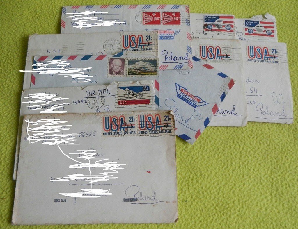 Koperty ze znaczkami z USA z epoki PRL-u
