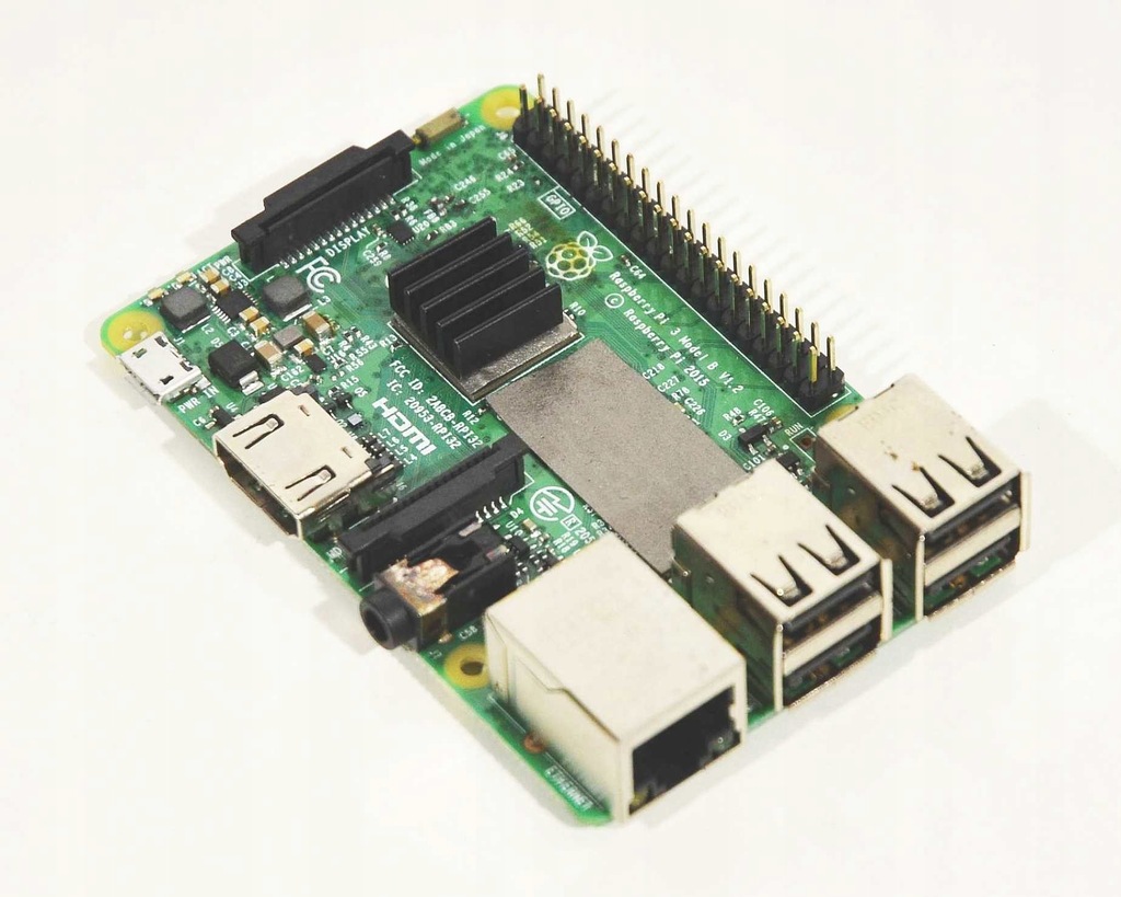 Raspberry Pi 3 model B +Kamera +Karta 16GB WiFi Bluetooth 1GB RAM 1,2GHz