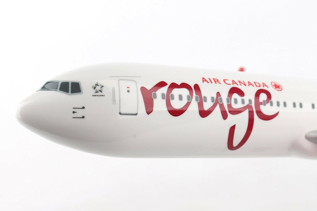 Купить Модель самолета Боинг 767-300 Canada Rouge 1:200: отзывы, фото, характеристики в интерне-магазине Aredi.ru