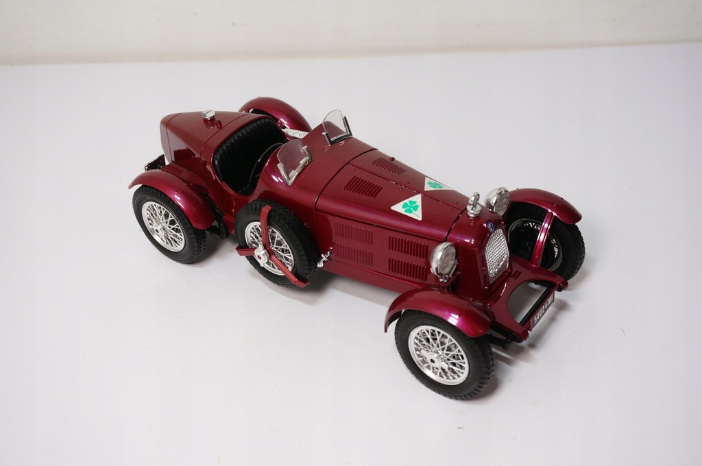 Model Samochodu 1:18 Alfa Romeo
