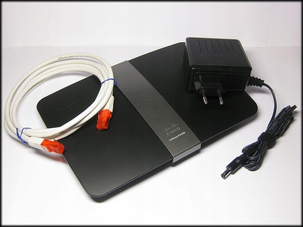 Router Linksys E4200 V2 CISCO DUAL-BAND 5GHz (344)