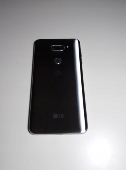 Купить Смартфон LG v30 Silver СРОЧНО!: отзывы, фото, характеристики в интерне-магазине Aredi.ru