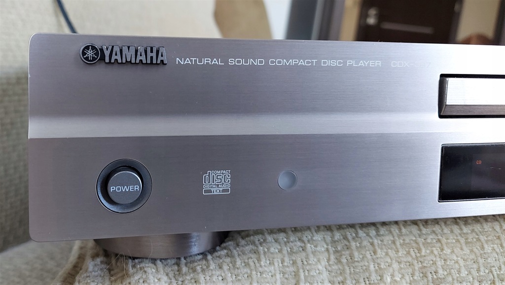 Купить CD-проигрыватель YAMAHA CDX-397, цвет титан-золото: отзывы, фото, характеристики в интерне-магазине Aredi.ru